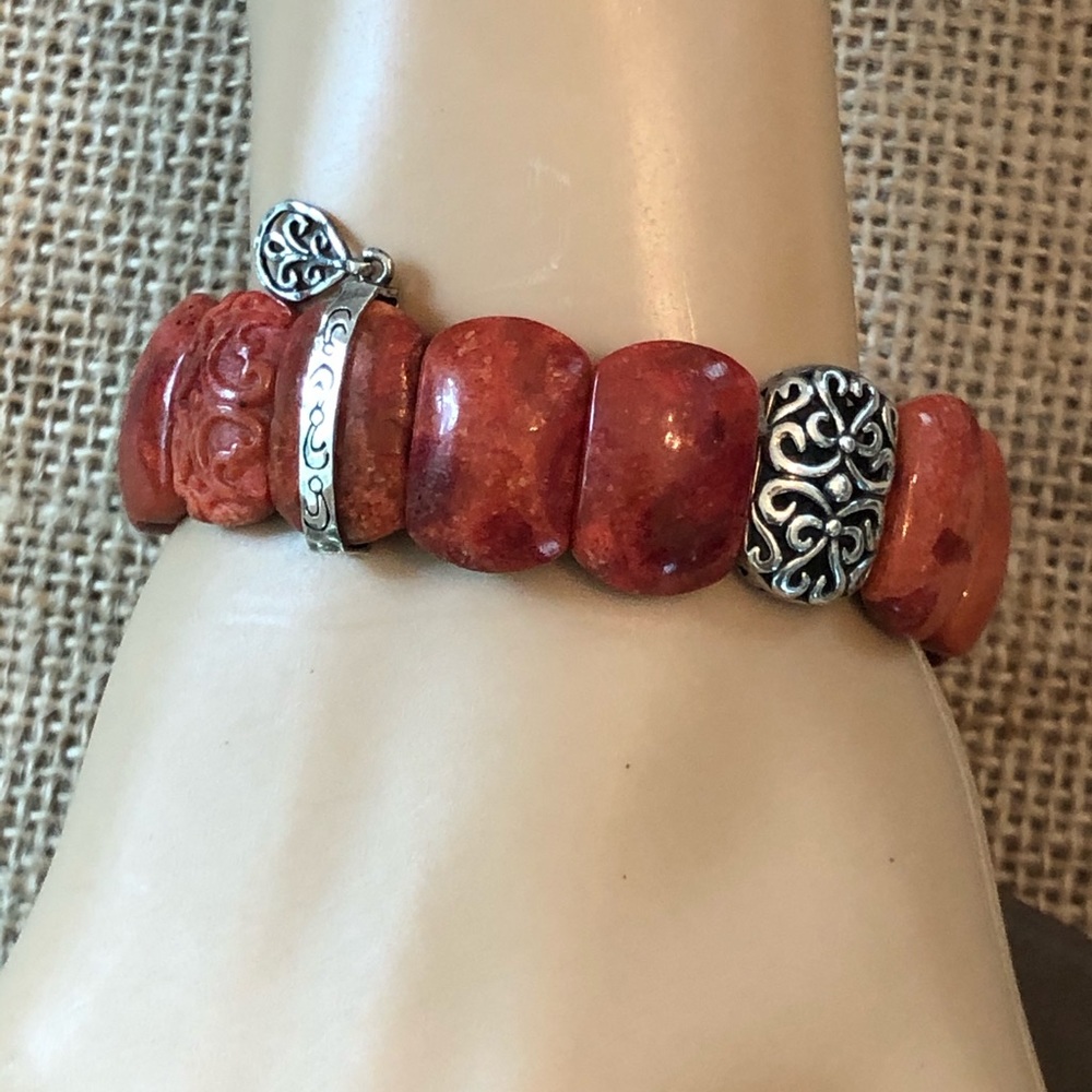 Rare Silpada Red Coral .925 Stretch Bead Bracelet - Picture 4 of 7